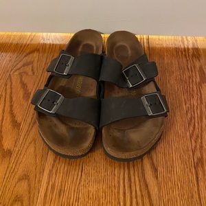 Birkenstocks Arizona Oil Leather black two buckle
